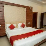 Tiger\'S Trail Hotel & Food Court