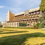 Via Lakhela Resort & Spa