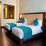 Paras Hill Resort