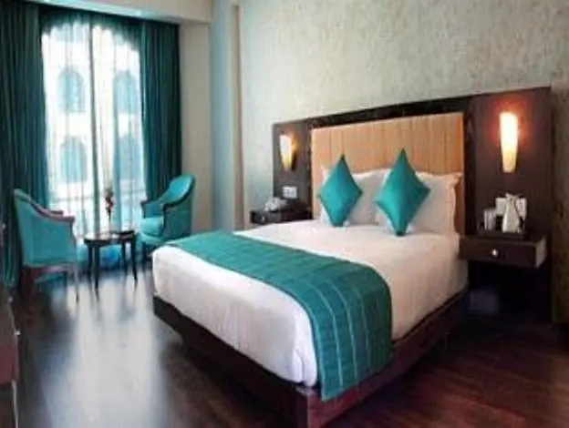 Paras Hill Resort