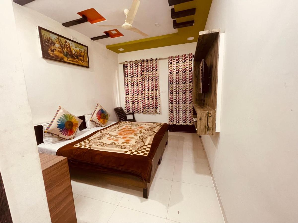 Hotel Raj Palace