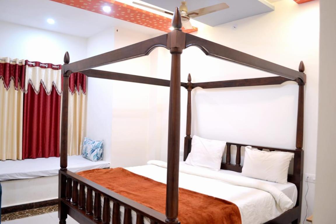 Hotel Rudraksha & Restaurant Kumbhalgarh