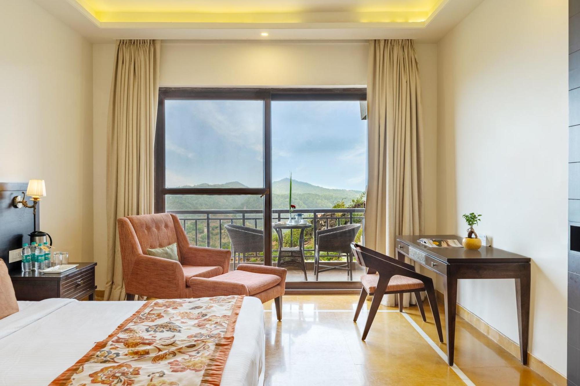 Resort Mahua Bagh 4*