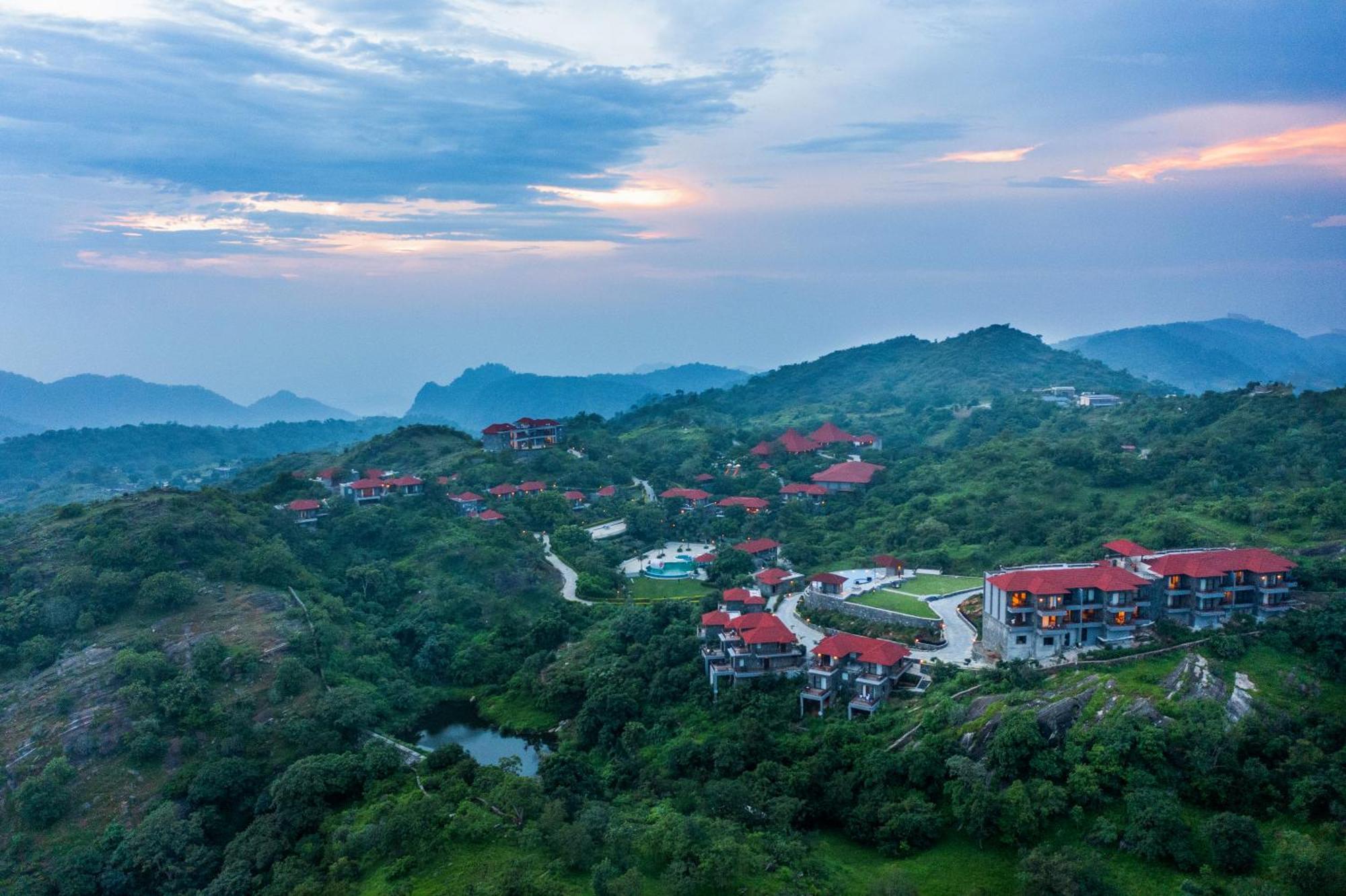 Mahua Bagh 4*