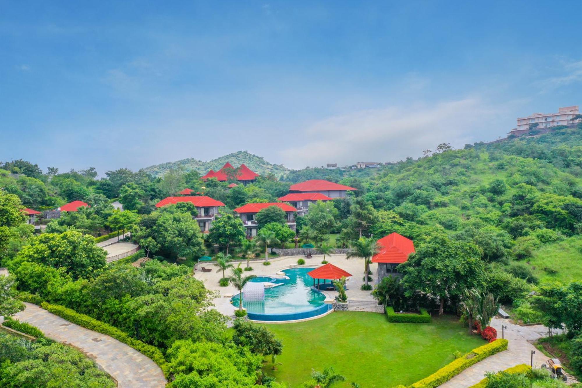 Resort Mahua Bagh