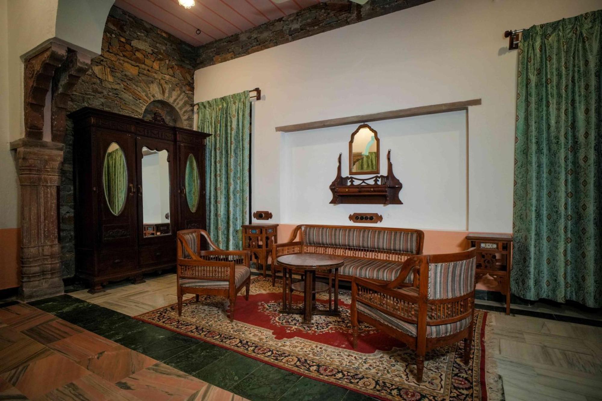 Shrisiddhpuram Hotel