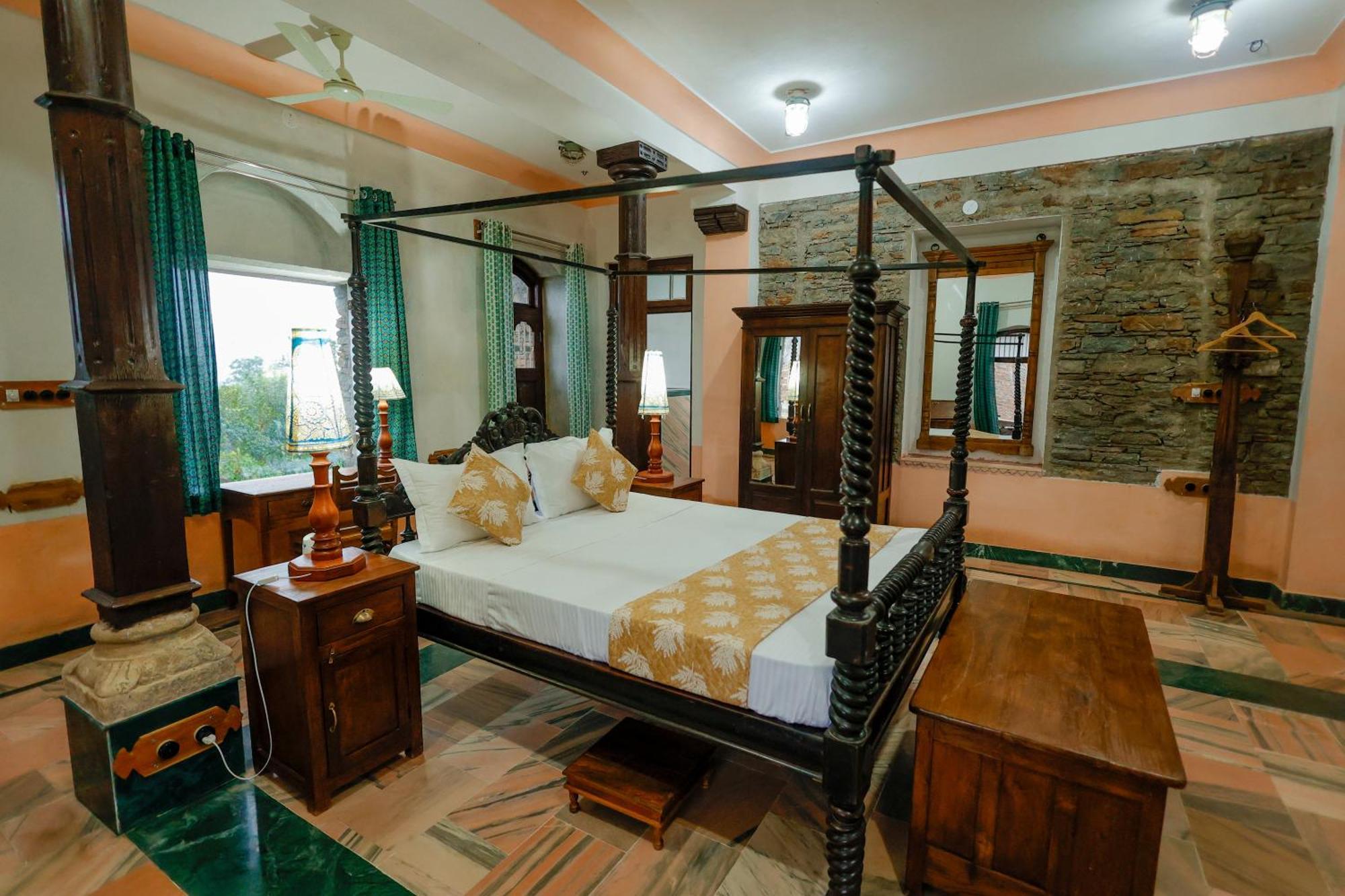 Hotel Shrisiddhpuram