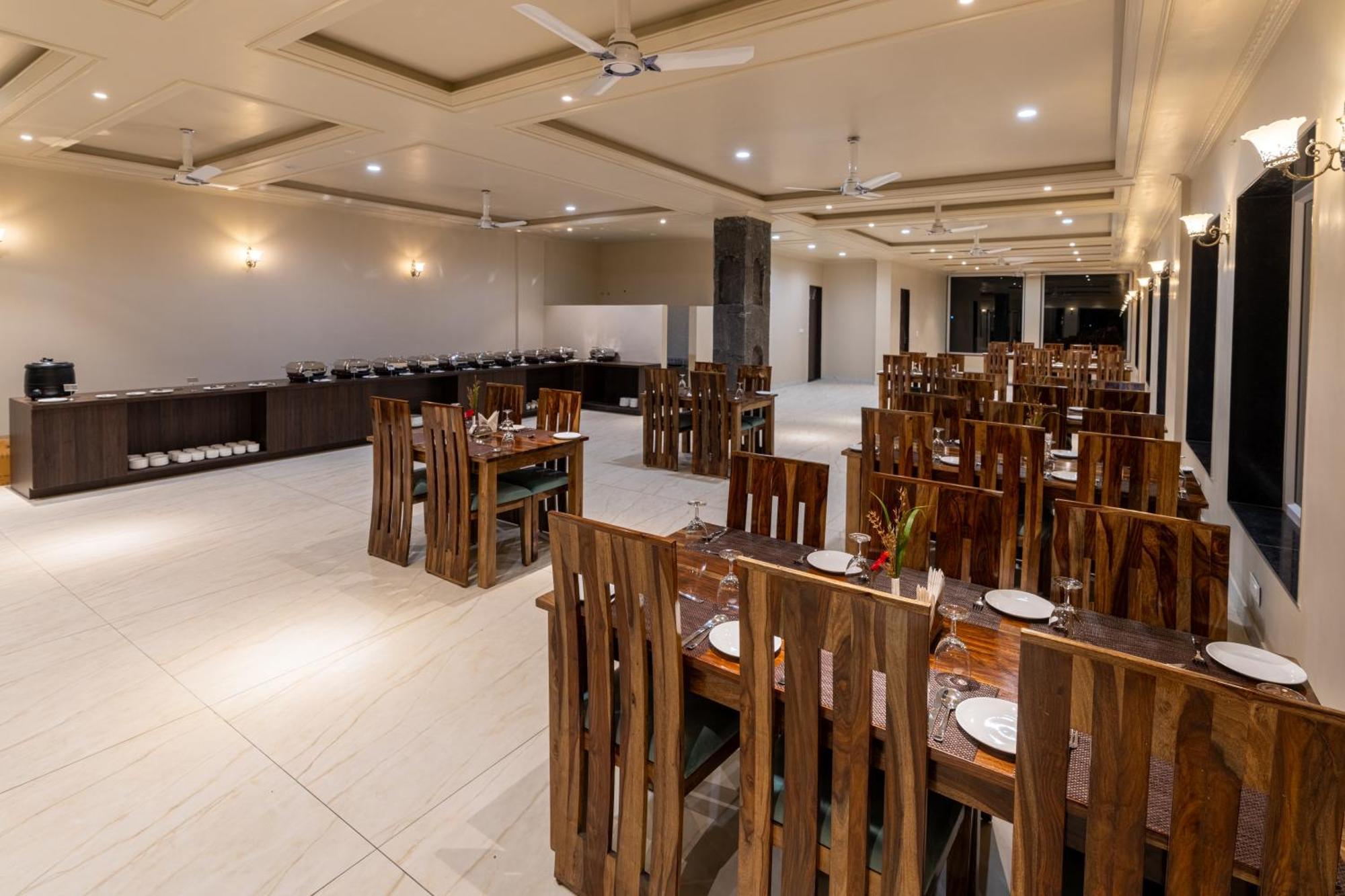 Maanvilla Kumbhalgrah Hotel