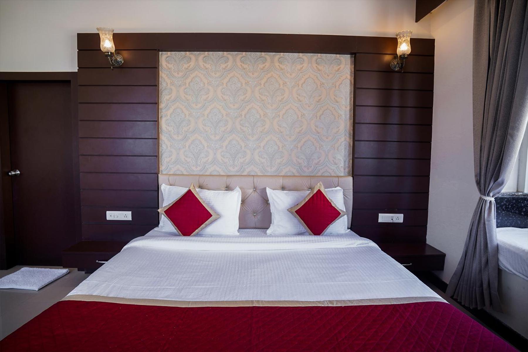 Hotel Tiger's Trail & Food Court 3*