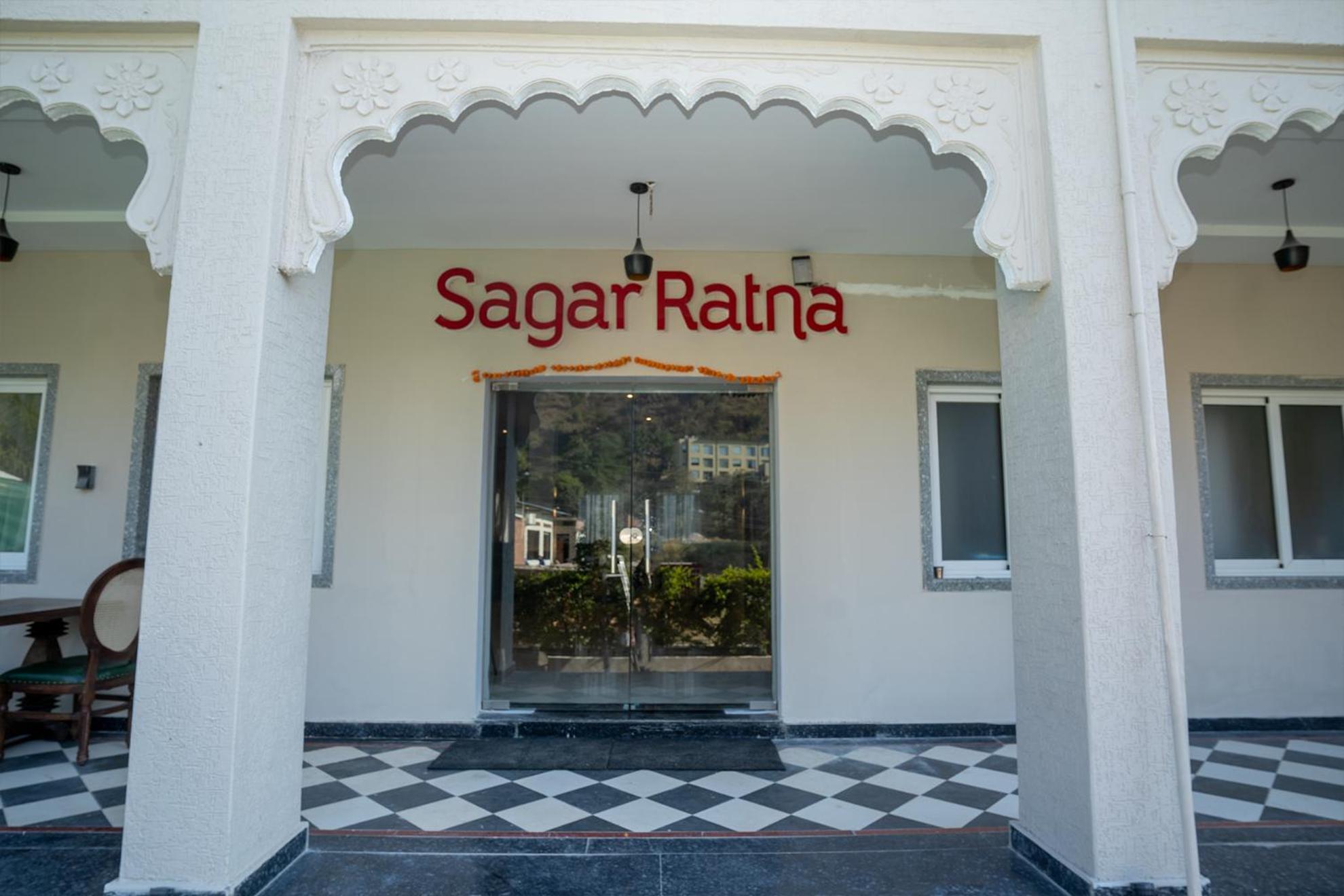 Tiger's Trail & Food Court Hotel 3*
