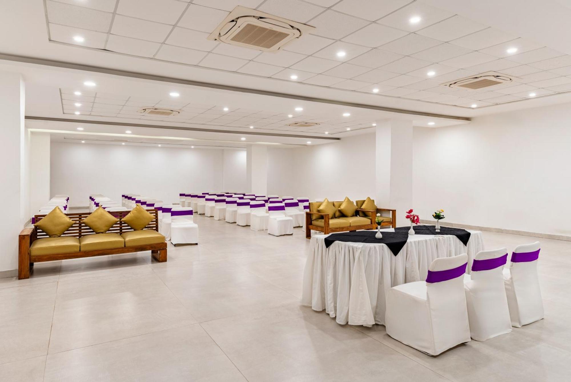 Resort Via Lakhela & 3*
