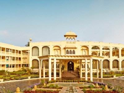 Hotel Paras Hill