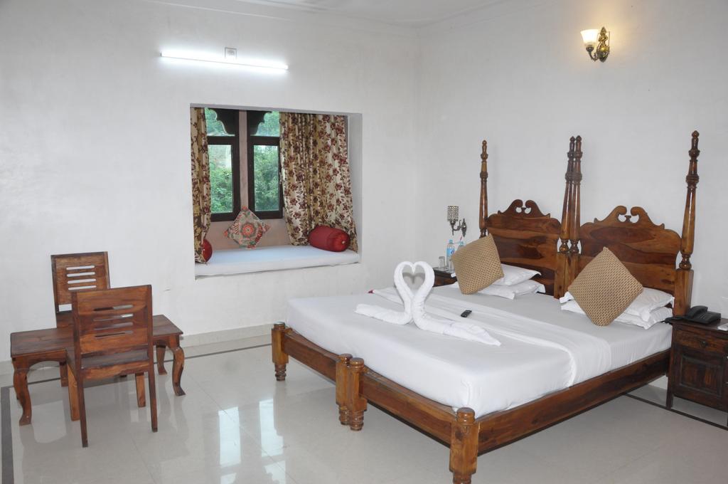 Kumbhal Palace 2*