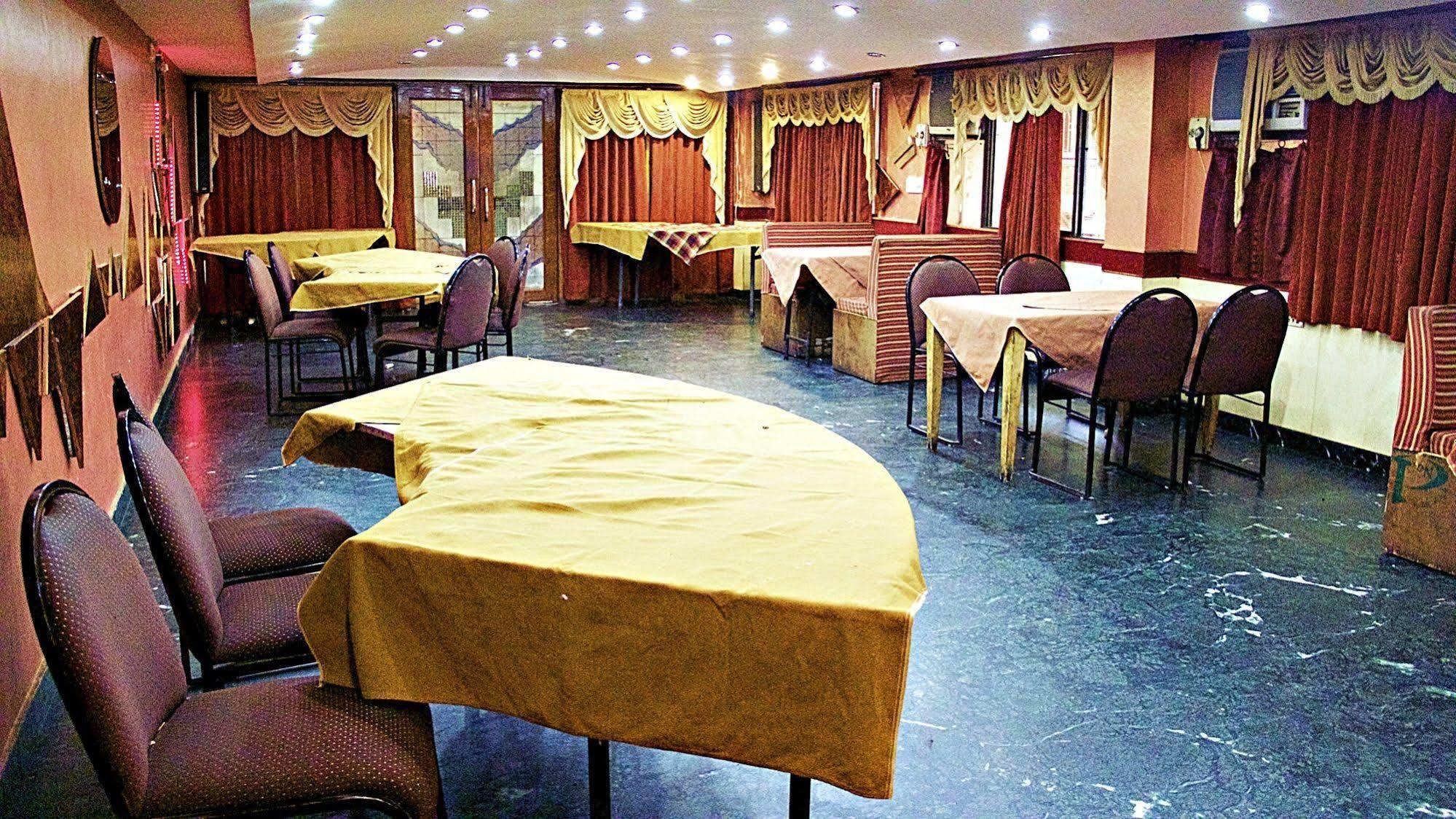 Hotel The Krishnalila Regency 3*