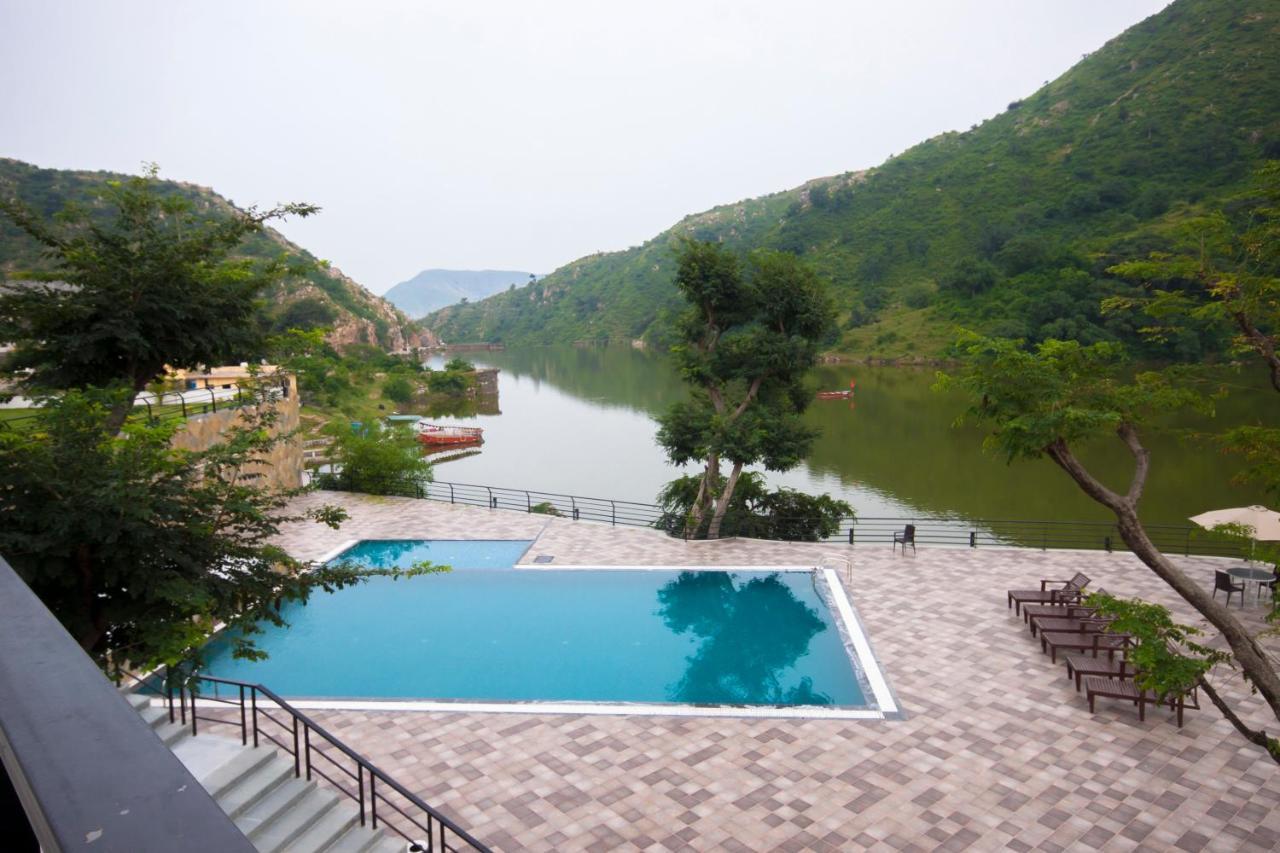 Via Lakhela & Resort