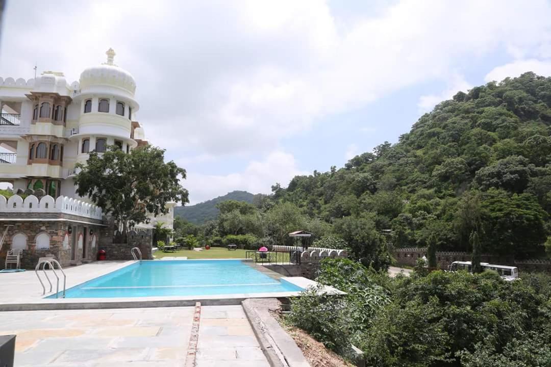 Kanj The Haveli Hotel 3*